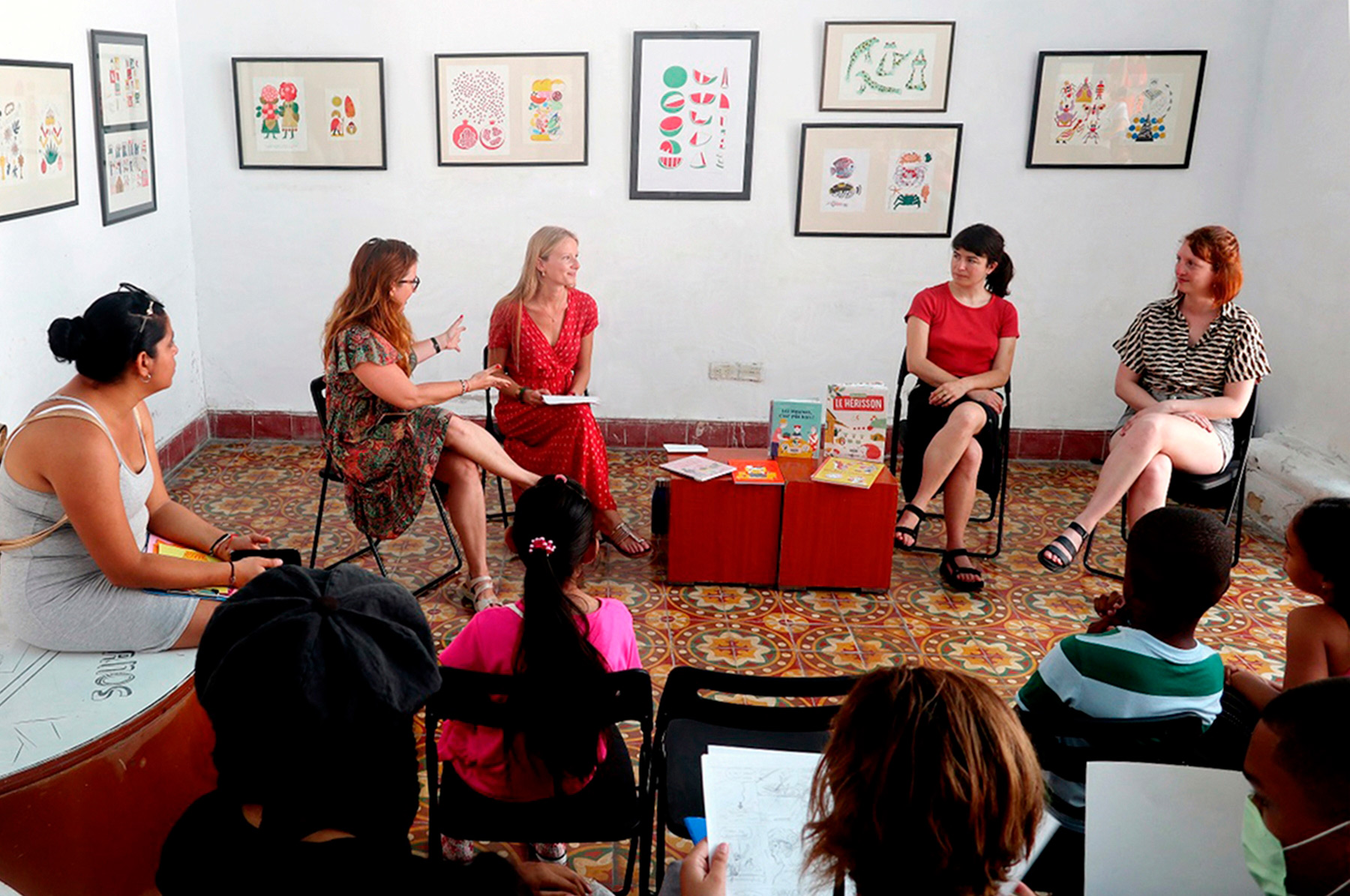 rencontres et échanges sur mon métier d'illustratrice et lectures de mes livres jeunesse